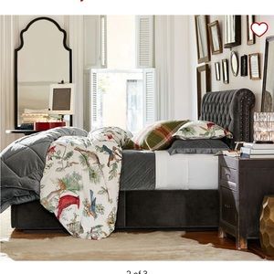 Pottery Barn Winter Fauna King Duvet Cover